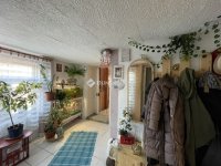 Eladó családi ház, Nyergesújfaluban 38 M Ft, 5 szobás