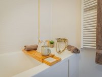 Eladó téglalakás, III. kerületben 122.9 M Ft, 2 szobás