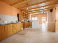 Kiadó családi ház, albérlet, Kismarján 1800 E Ft / hó