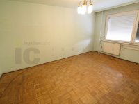 Eladó panellakás, Szegeden, Budapesti körúton 42.5 M Ft