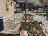 Eladó családi ház, Pécsett 46.9 M Ft, 3 szobás