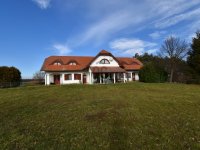 Eladó családi ház, Borsfán 115 M Ft, 12 szobás