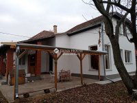Eladó családi ház, Maglódon 109.9 M Ft, 3+2 szobás