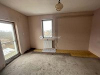 Eladó családi ház, Szegeden 99.5 M Ft, 9 szobás