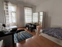 Eladó téglalakás, VII. kerületben 145 M Ft, 1 szobás