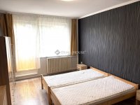 Eladó téglalakás, Esztergomban 55 M Ft, 2 szobás
