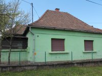 Eladó családi ház, Szárligeten 49.9 M Ft, 3+1 szobás