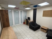 Kiadó üzlethelyiség, Debrecenben, Hal közben 65 E Ft / hó