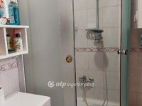 Eladó családi ház, III. kerületben 220 M Ft, 6 szobás