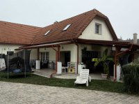 Eladó családi ház, Balatonszentgyörgyön 146.9 M Ft, 5 szobás