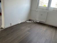 Eladó panellakás, XV. kerületben 82 M Ft, 3+1 szobás