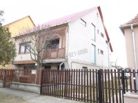 Eladó családi ház, Kartalon, Kodály Zoltán utcában 55 M Ft