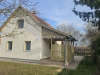 Eladó családi ház, Tápiószentmártonon 36.9 M Ft, 4 szobás
