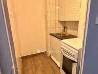 Eladó panellakás, Dunaújvárosban 33.5 M Ft, 1+1 szobás