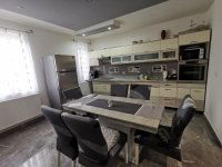 Eladó családi ház, Győrött 86.9 M Ft, 4 szobás