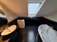 Eladó családi ház, Üllőn 117 M Ft, 6 szobás