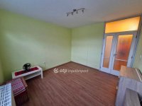 Eladó panellakás, Szekszárdon 31.9 M Ft, 2 szobás