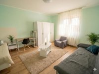 Eladó téglalakás, Nyíregyházán 72.99 M Ft, 5 szobás