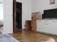Eladó családi ház, Kapuváron 56 M Ft, 2+1 szobás