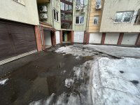 Kiadó garázs, Debrecenben, Csapó utcában 35 E Ft / hó