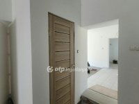 Eladó üzlethelyiség, Jászberényben 79 M Ft