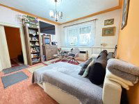 Eladó téglalakás, Pápán 33.99 M Ft, 1+1 szobás