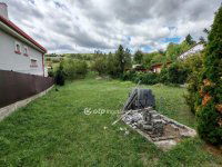 Eladó telek