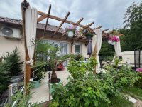 Eladó ikerház, Vácrátóton 96 M Ft, 4 szobás