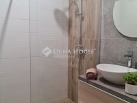 Eladó téglalakás, Pécsett 85.9 M Ft, 4 szobás