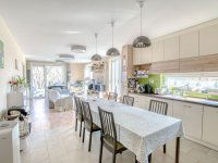 Eladó téglalakás, XI. kerületben 209 M Ft, 4 szobás