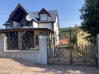 Eladó családi ház, Gödöllőn 165 M Ft, 8 szobás