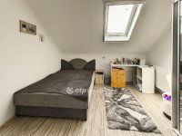 Eladó családi ház, Nagykőrösön 125 M Ft, 7 szobás