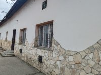 Eladó családi ház, Jászladányon 8 M Ft, 4 szobás