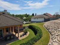 Eladó családi ház, Sárváron 192 M Ft, 3 szobás