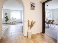 Eladó családi ház, XVI. kerületben 237 M Ft, 5 szobás