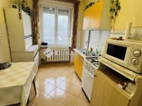 Eladó téglalakás, Dunaújvárosban 33.5 M Ft, 2 szobás