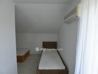 Eladó nyaraló, Fonyódon 99 M Ft, 2 szobás / költözzbe.hu
