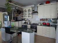 Eladó ikerház, Kecskeméten 99.9 M Ft, 3 szobás