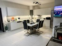 Eladó téglalakás, IV. kerületben 215 M Ft, 4 szobás