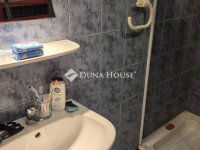 Eladó családi ház, Szegeden 33.8 M Ft, 1 szobás