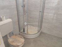 Eladó családi ház, Cegléden 59.5 M Ft, 4 szobás