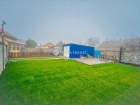 Eladó ikerház, Kistarcsán 99 M Ft, 5 szobás