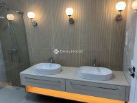 Eladó családi ház, Csömörön 199 M Ft, 4 szobás