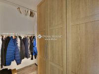 Eladó családi ház, Budakalászon 290 M Ft, 6+2 szobás