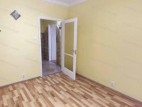 Kiadó panellakás, albérlet, Szolnokon 130 E Ft / hó, 1+1 szobás