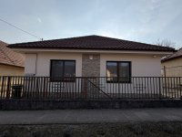Eladó családi ház, Gödöllőn 125 M Ft, 2 szobás