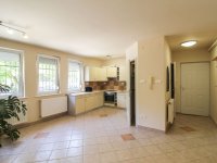 Kiadó téglalakás, albérlet, Debrecenben 300 E Ft / hó, 4 szobás