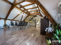 Eladó téglalakás, Győrött 165 M Ft, 4 szobás