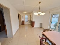 Eladó családi ház, Tatán 119 M Ft, 5 szobás