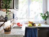 Eladó nyaraló, Leányfaluban 49.9 M Ft, 2 szobás